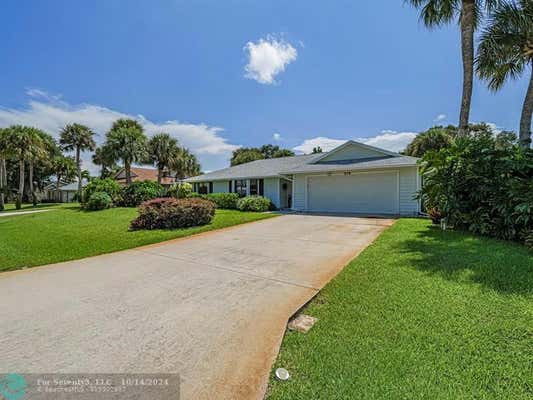 375 10TH ST SW, VERO BEACH, FL 32962, photo 2 of 51