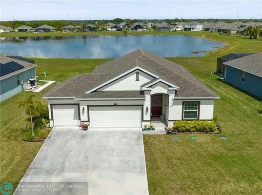 8351 LAGUNA CIR, SEBASTIAN, FL 32976 - Image 1