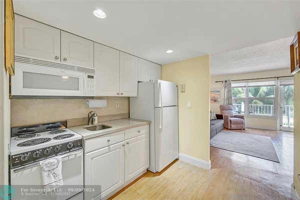 3000 E SUNRISE BLVD APT 2H, FORT LAUDERDALE, FL 33304, photo 3 of 41