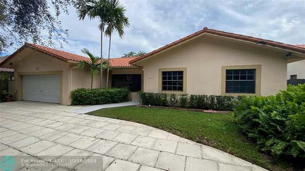 16501 NW 84TH AVE, MIAMI LAKES, FL 33016, photo 3 of 29