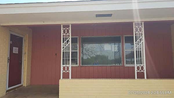 402 E MISSOURI ST, WALTERS, OK 73572, photo 4 of 17