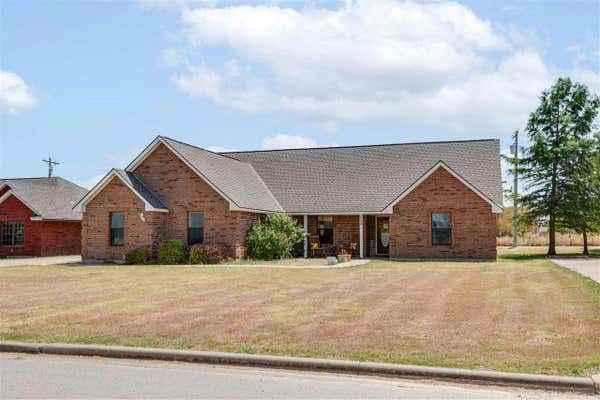 524 W INDIANA ST, WALTERS, OK 73572 - Image 1