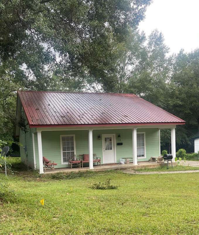 1116 N 15TH AVE, LAUREL, MS 39440, photo 1 of 21