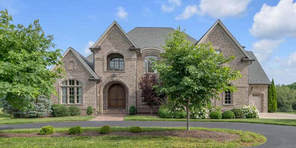 5001 BUGGY LN, LEXINGTON, KY 40516 - Image 1