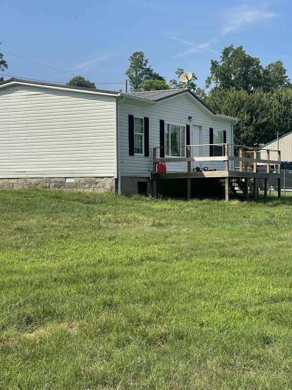 5132 HIGHWAY 1611, RUSSELL SPRINGS, KY 42642, photo 1 of 36