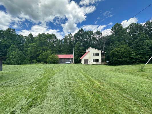 2701 COBHILL RD, IRVINE, KY 40336 - Image 1