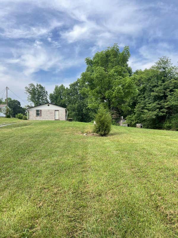 96 W JOURNEYS END RD, STEARNS, KY 42647, photo 1 of 25