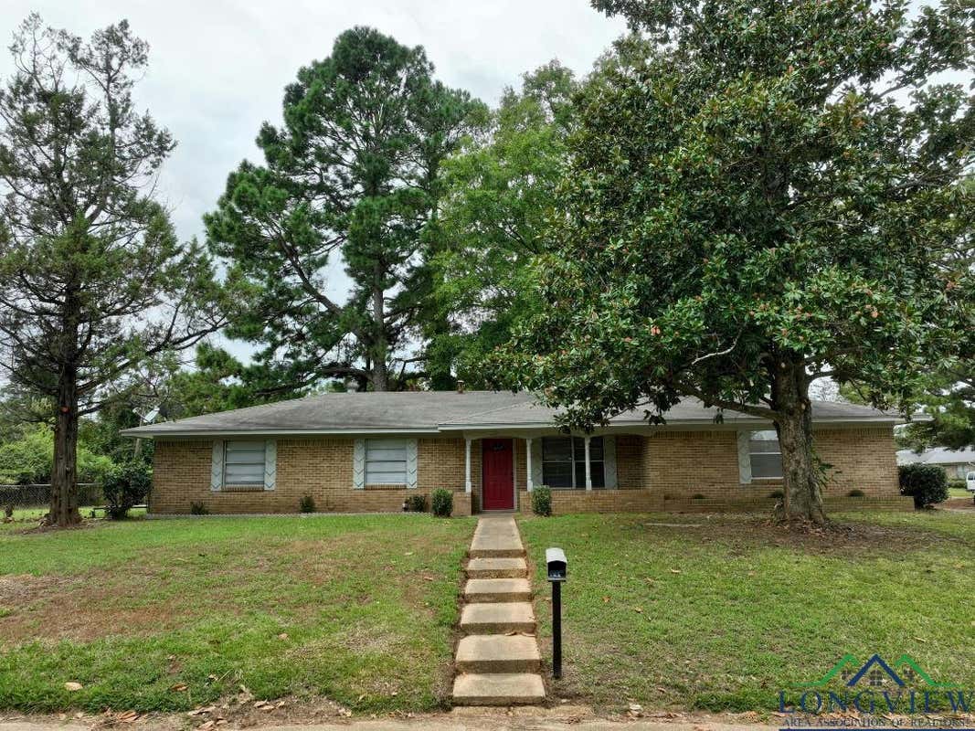 220 PINEY ST, WAKE VILLAGE, TX 75501, photo 1 of 21