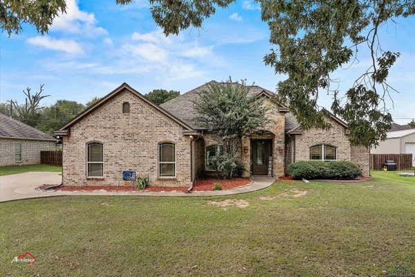 135 TOWERING OAKS LN, LONGVIEW, TX 75602 - Image 1