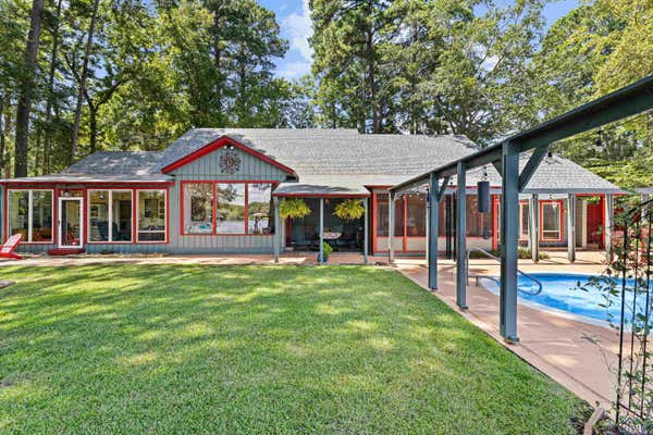 2022 W LAKE DR, GLADEWATER, TX 75647 - Image 1