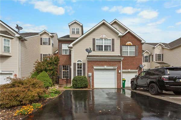 5815 FRESH MEADOW DR, MACUNGIE, PA 18062 - Image 1