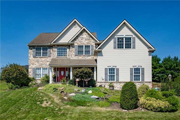 556 CITY VIEW DR, NAZARETH, PA 18064 - Image 1