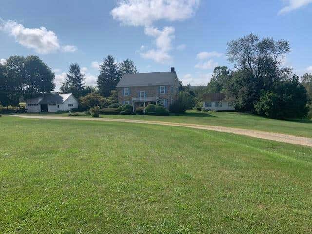 7844 KINGS HWY, LYNN TWP, PA 18066, photo 1 of 18