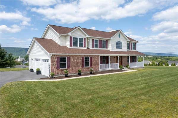 3322 BUCKSKIN LN, DANIELSVILLE, PA 18038 - Image 1