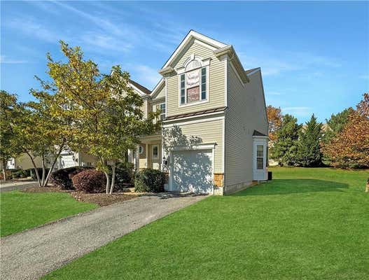 1879 HEMMING WAY, OREFIELD, PA 18069 - Image 1