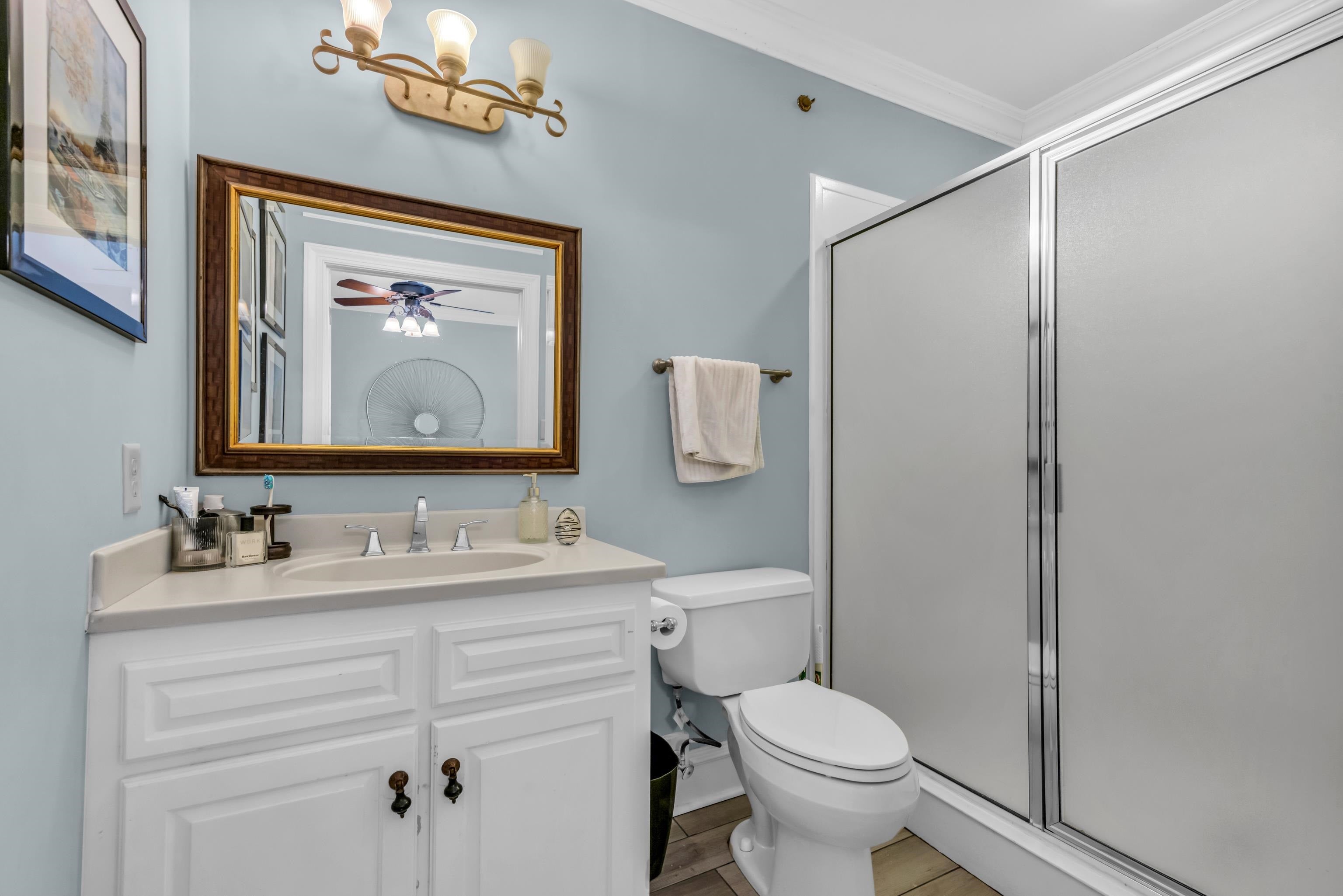 Memphis, Tennessee, 38103, United States, ,5 BathroomsBathrooms,Residential,Active,1820393