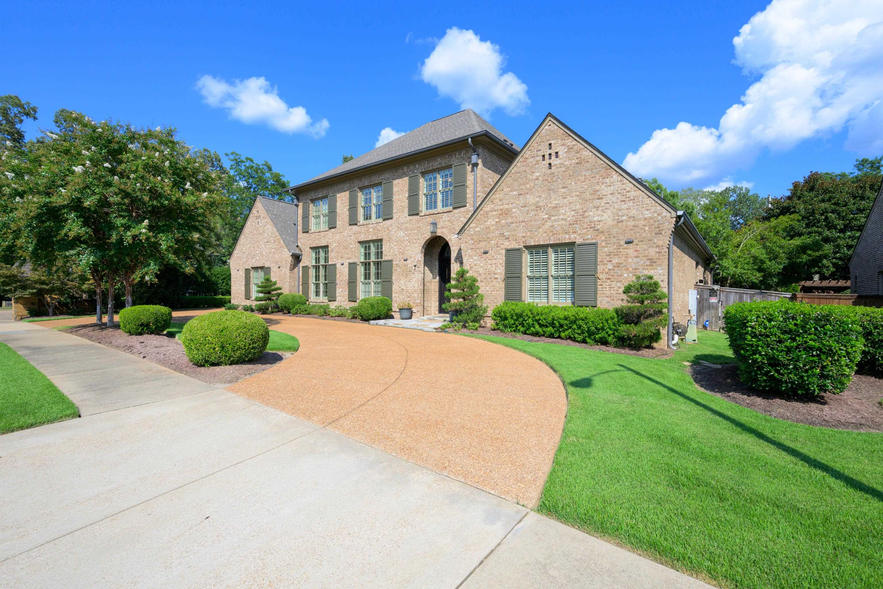 Germantown, Tennessee, 38138, United States, 4 Bedrooms Bedrooms, ,5 BathroomsBathrooms,Residential,Active,1910152