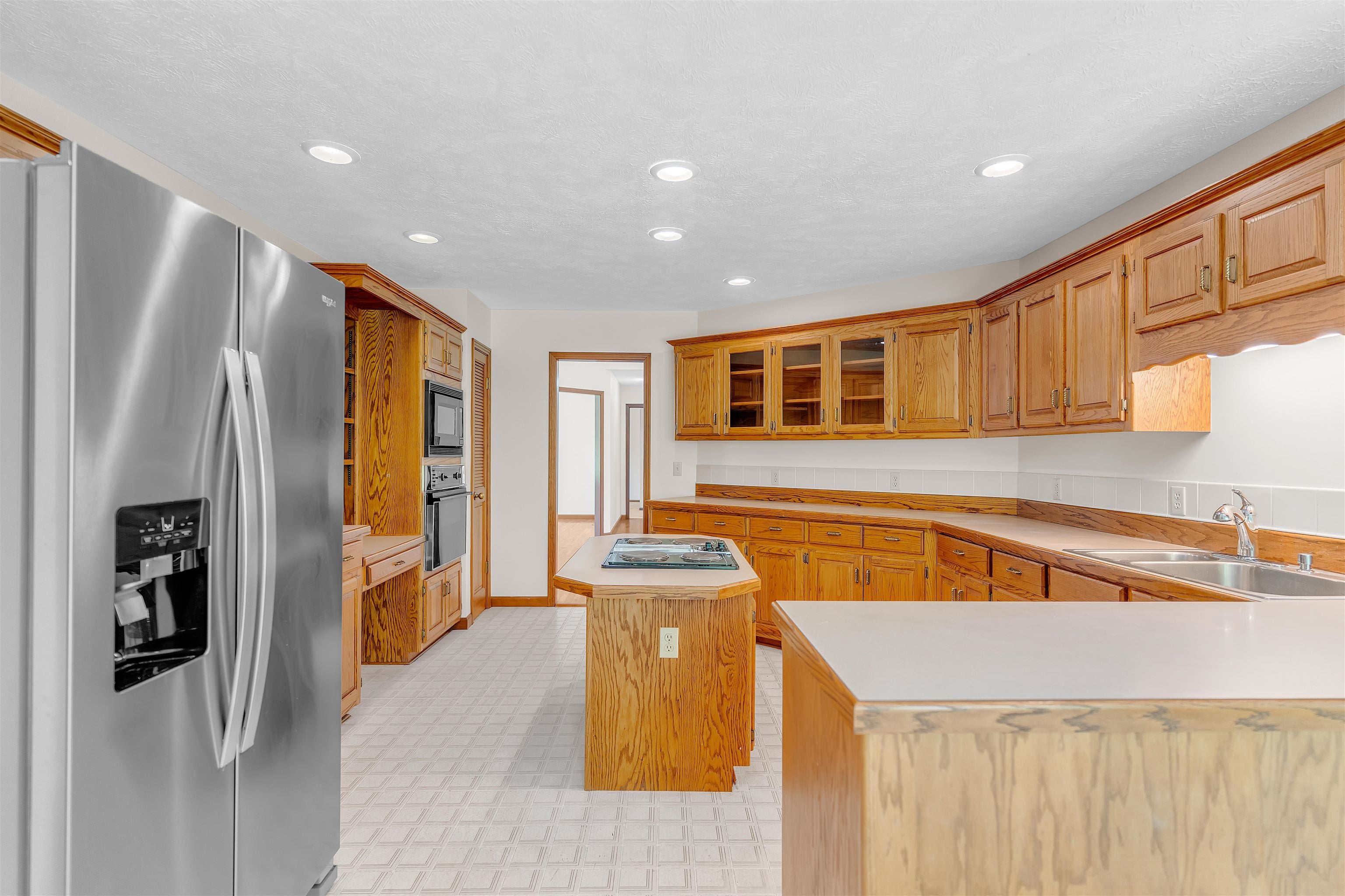 Hickory Valley, Tennessee, 38042, United States, ,3 BathroomsBathrooms,Residential,Active,1831827