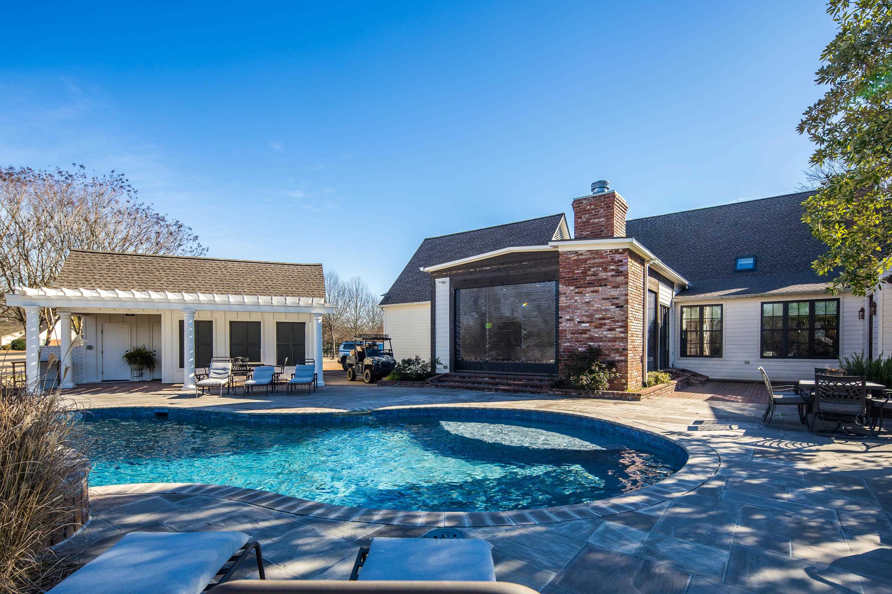 Somerville, Tennessee, 38068, United States, 3 Bedrooms Bedrooms, ,4 BathroomsBathrooms,Residential,Active,2006833