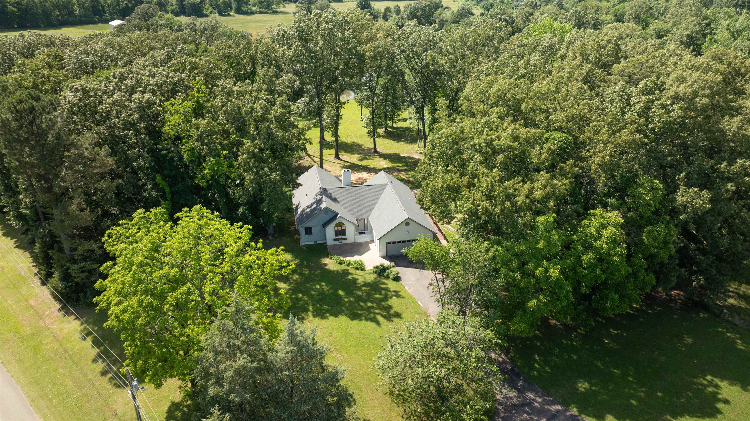 Hickory Valley, Tennessee, 38042, United States, ,3 BathroomsBathrooms,Residential,Active,1831827