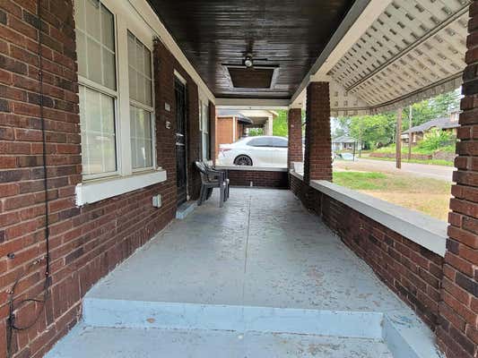 824 E MCLEMORE AVE, MEMPHIS, TN 38106, photo 4 of 31