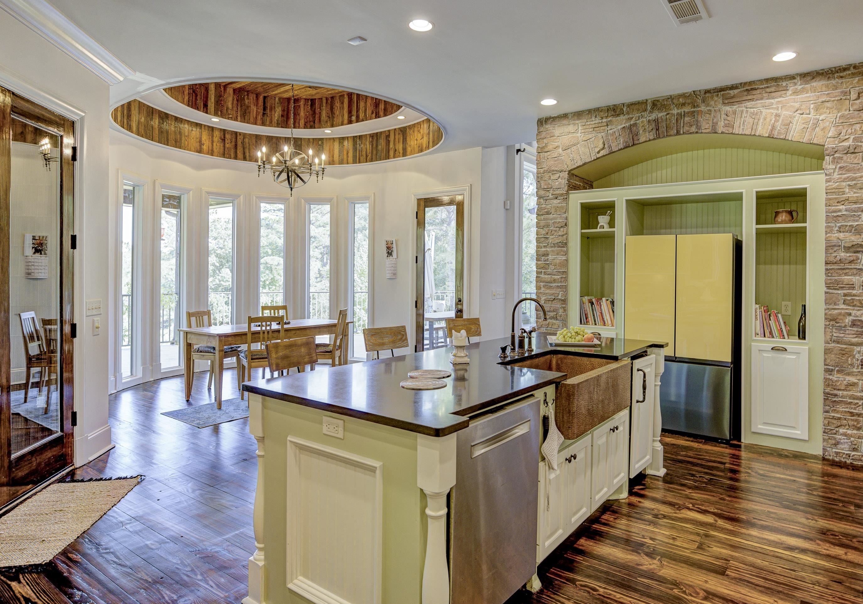 Other, Mississippi, 39071, United States, 4 Bedrooms Bedrooms, ,5 BathroomsBathrooms,Residential,Active,1929786