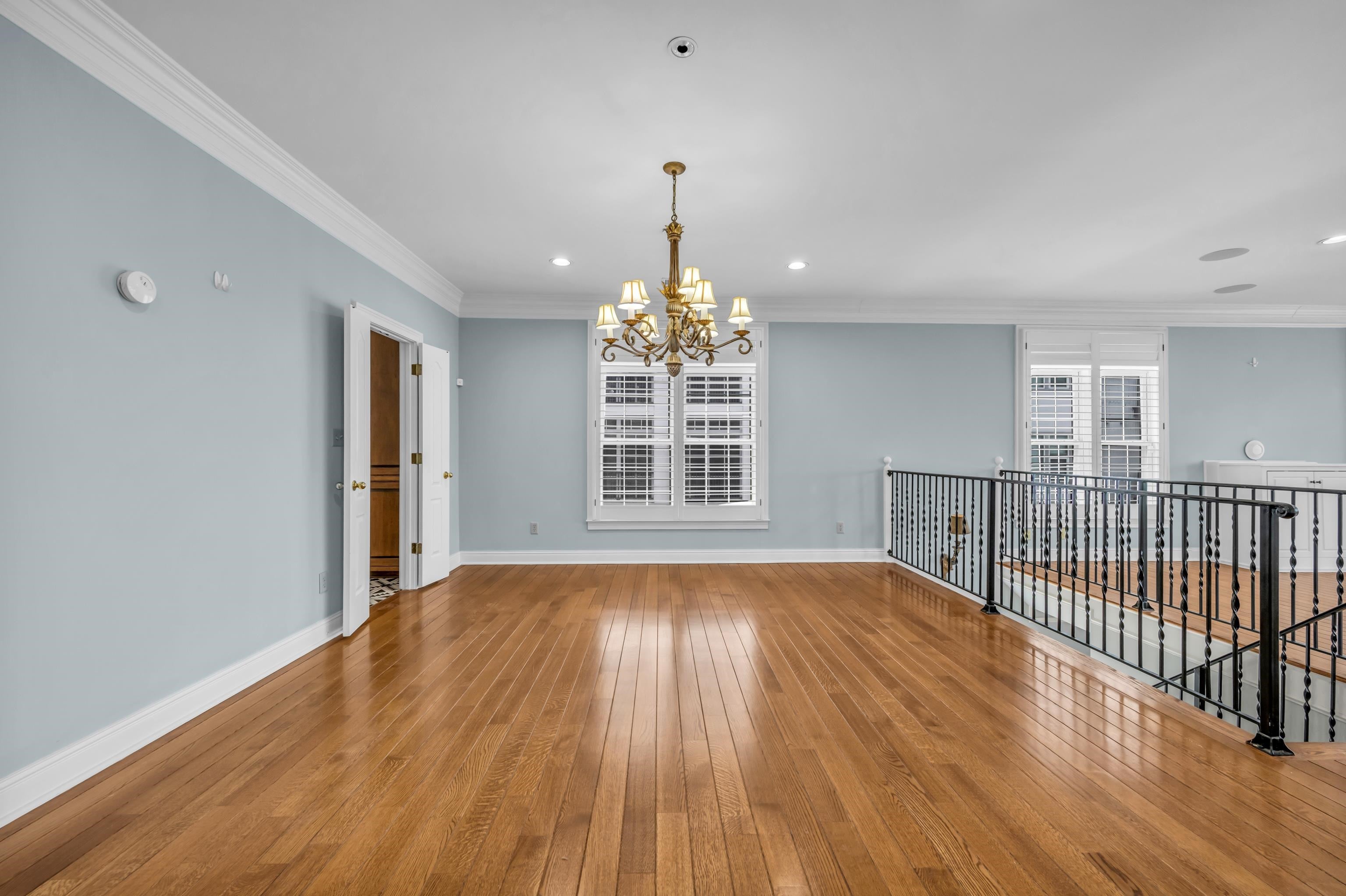 Memphis, Tennessee, 38103, United States, ,5 BathroomsBathrooms,Residential,Active,1820393