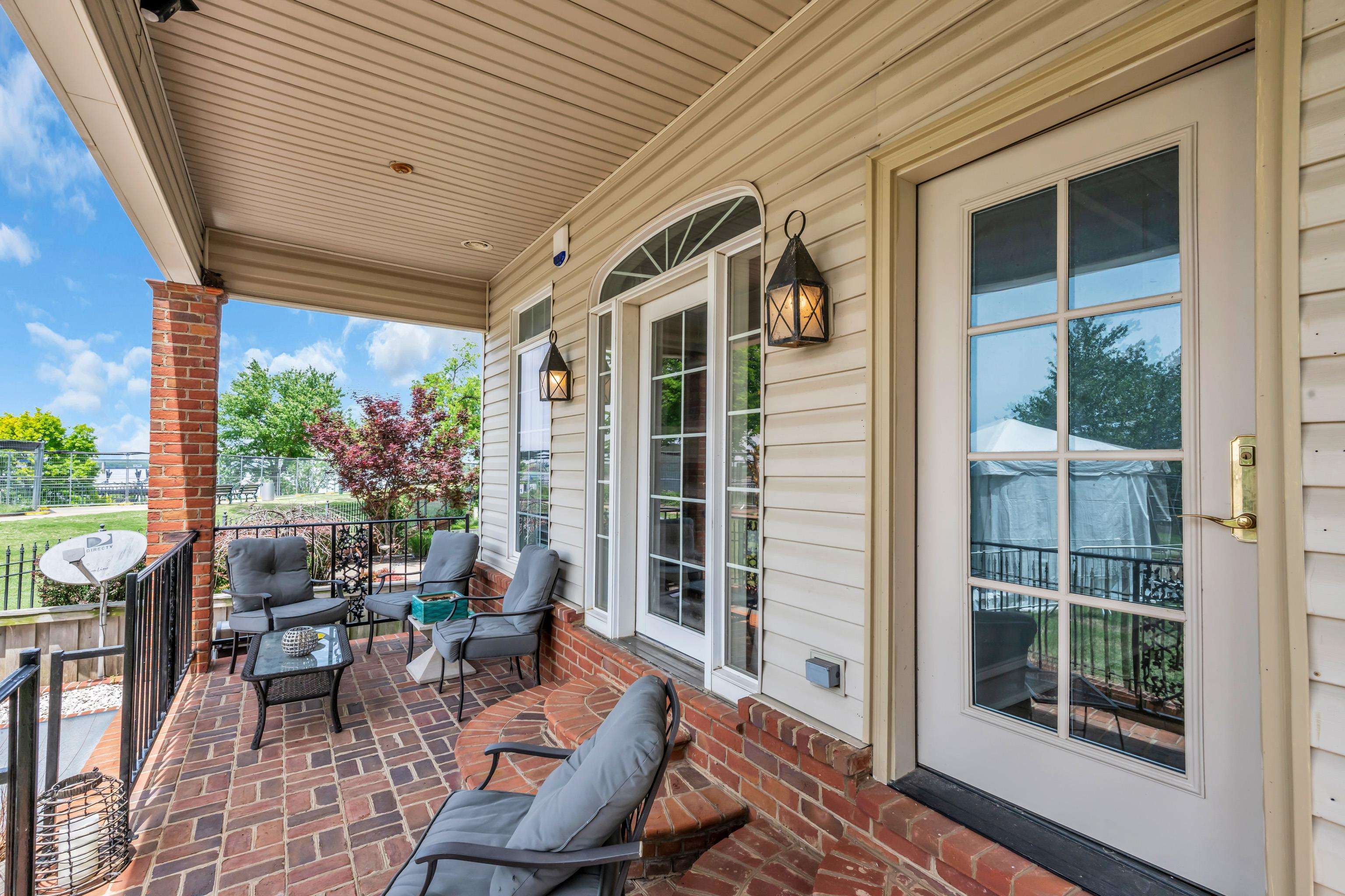 Memphis, Tennessee, 38103, United States, ,5 BathroomsBathrooms,Residential,Active,1820393