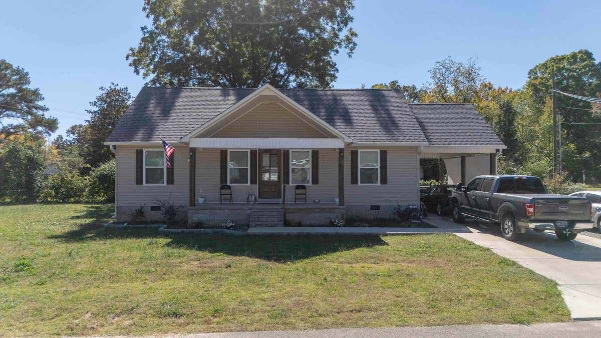 15 BAYBERRY CV, SAVANNAH, TN 38372, photo 1 of 33