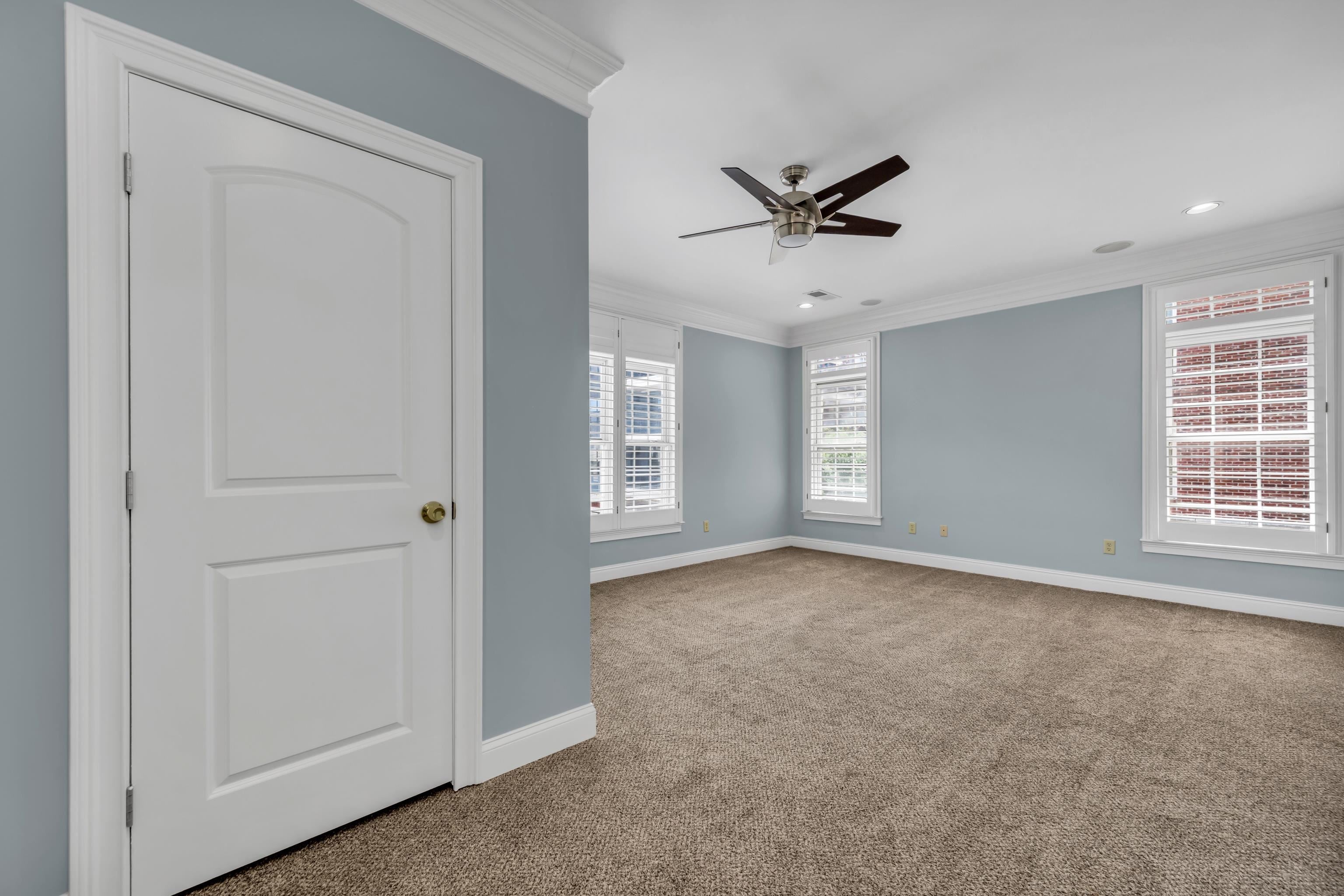 Memphis, Tennessee, 38103, United States, ,5 BathroomsBathrooms,Residential,Active,1820393