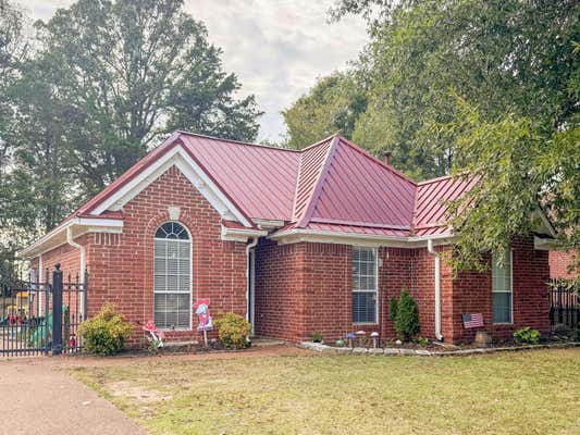 145 OAKLAND HILLS DR, OAKLAND, TN 38060 - Image 1