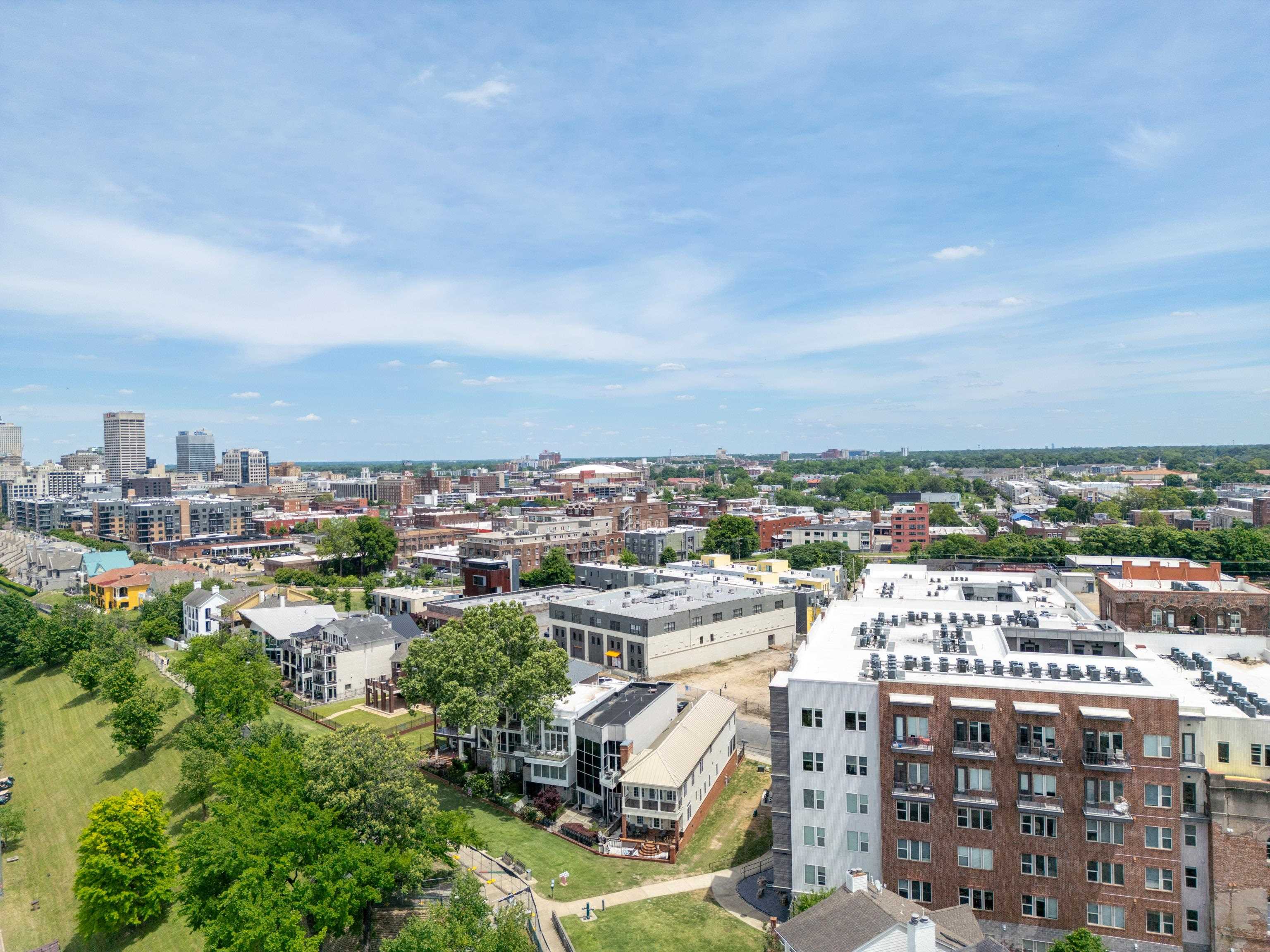 Memphis, Tennessee, 38103, United States, ,5 BathroomsBathrooms,Residential,Active,1820393