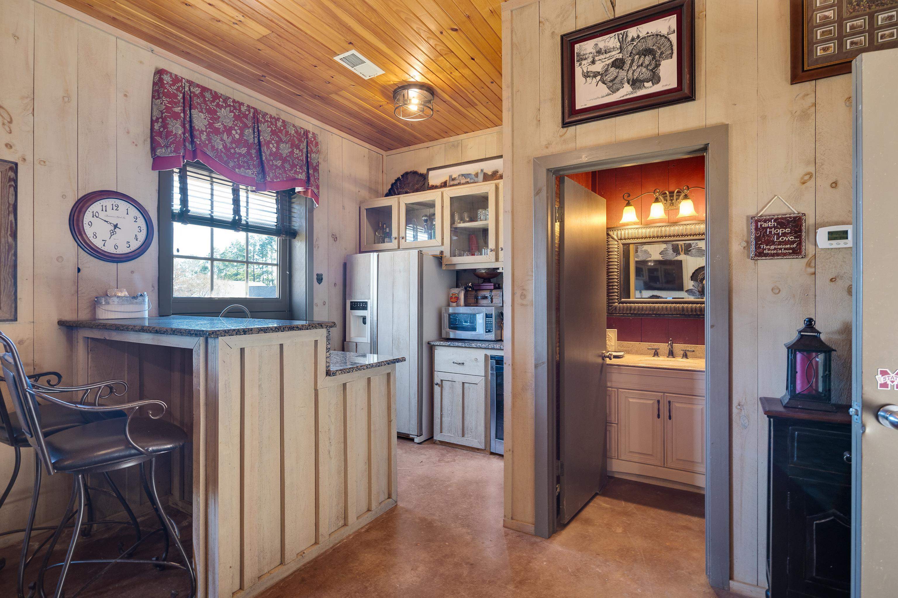 Somerville, Tennessee, 38068, United States, 3 Bedrooms Bedrooms, ,4 BathroomsBathrooms,Residential,Active,2006833