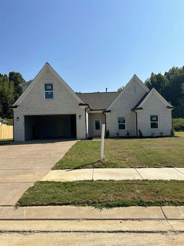 112 STEWART RD, MUNFORD, TN 38058, photo 1 of 23