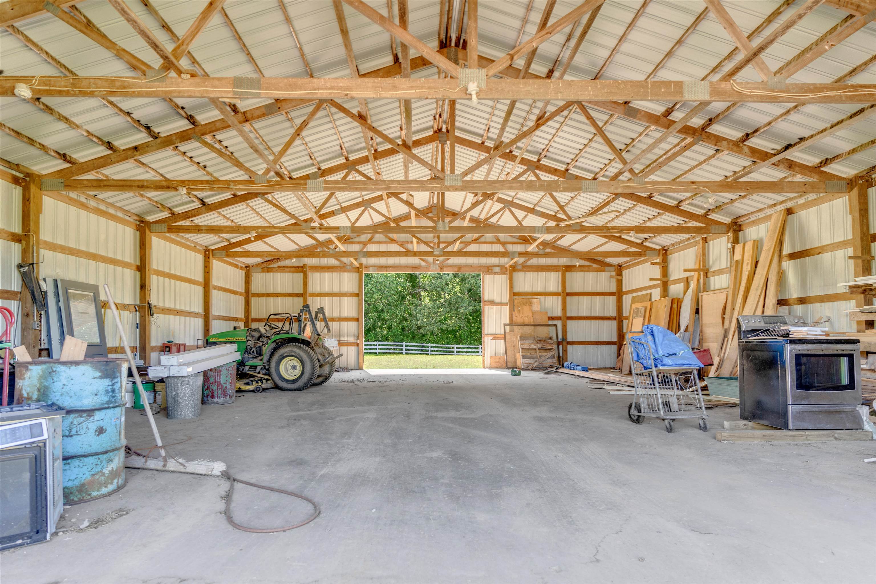Hickory Valley, Tennessee, 38042, United States, ,3 BathroomsBathrooms,Residential,Active,1831827