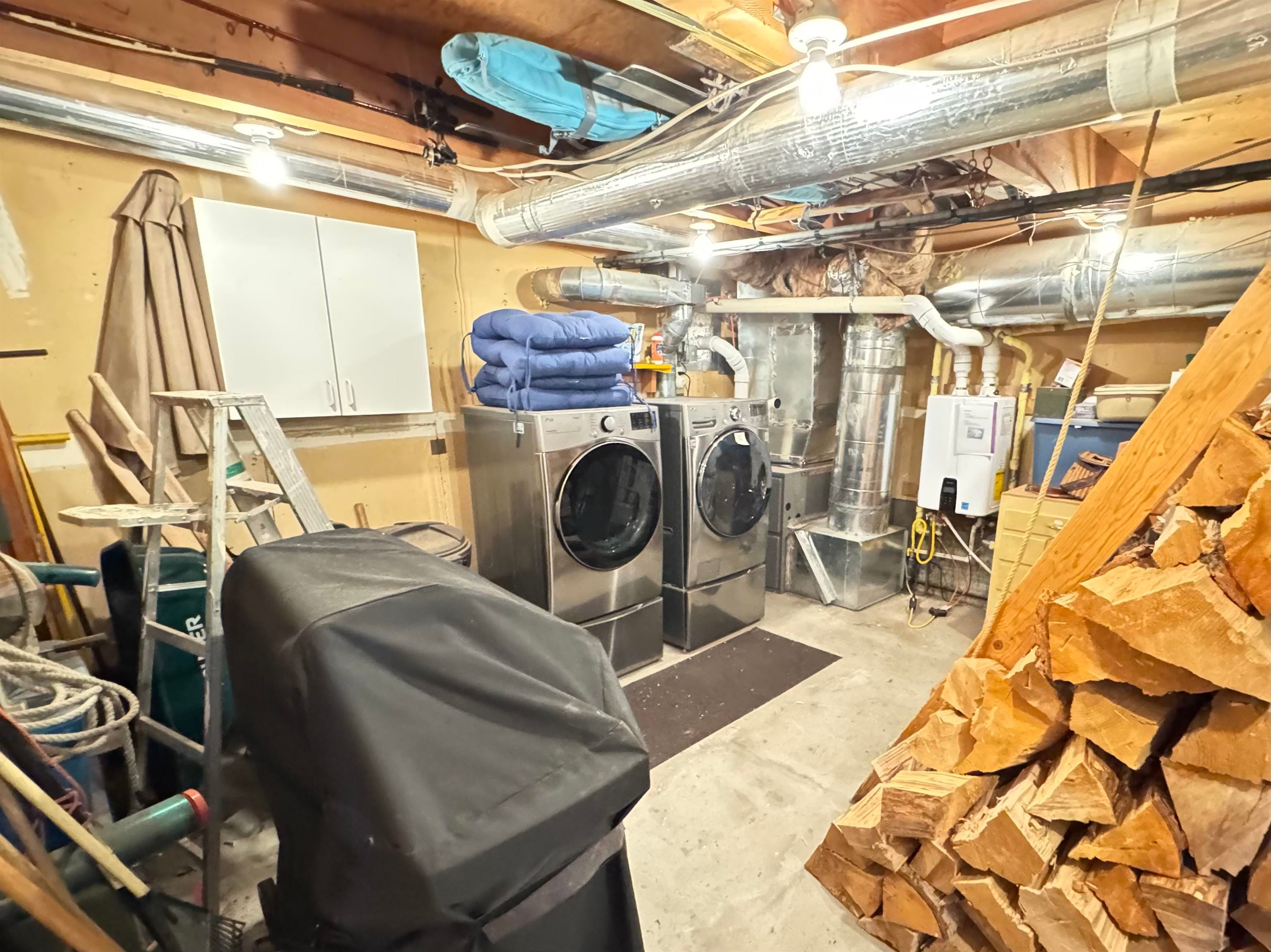 Mammoth Lakes, California, 93546, United States, ,3 BathroomsBathrooms,Residential,Active,1880356