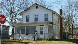 122 S GARNAVILLO ST, ANAMOSA, IA 52205 - Image 1