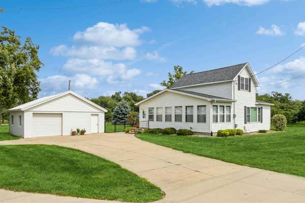 900 E MAIN ST, ROBINS, IA 52328 - Image 1