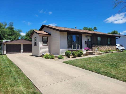 1000 W 10TH AVE, MARION, IA 52302 - Image 1