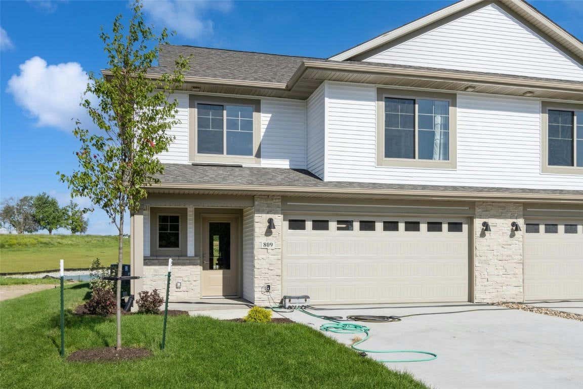 809 HIGH RIDGE TRL, SOLON, IA 52333, photo 1 of 36