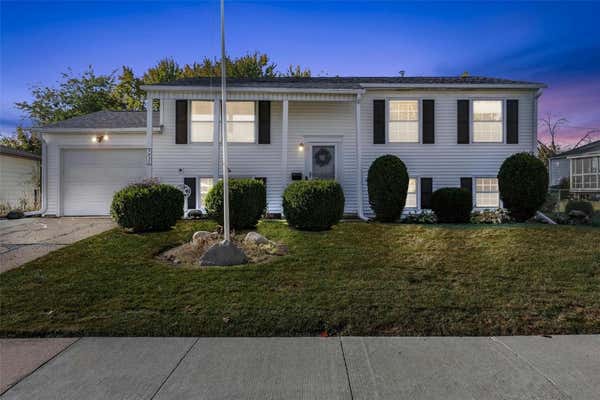 5037 MIDWAY DR NW, CEDAR RAPIDS, IA 52405 - Image 1