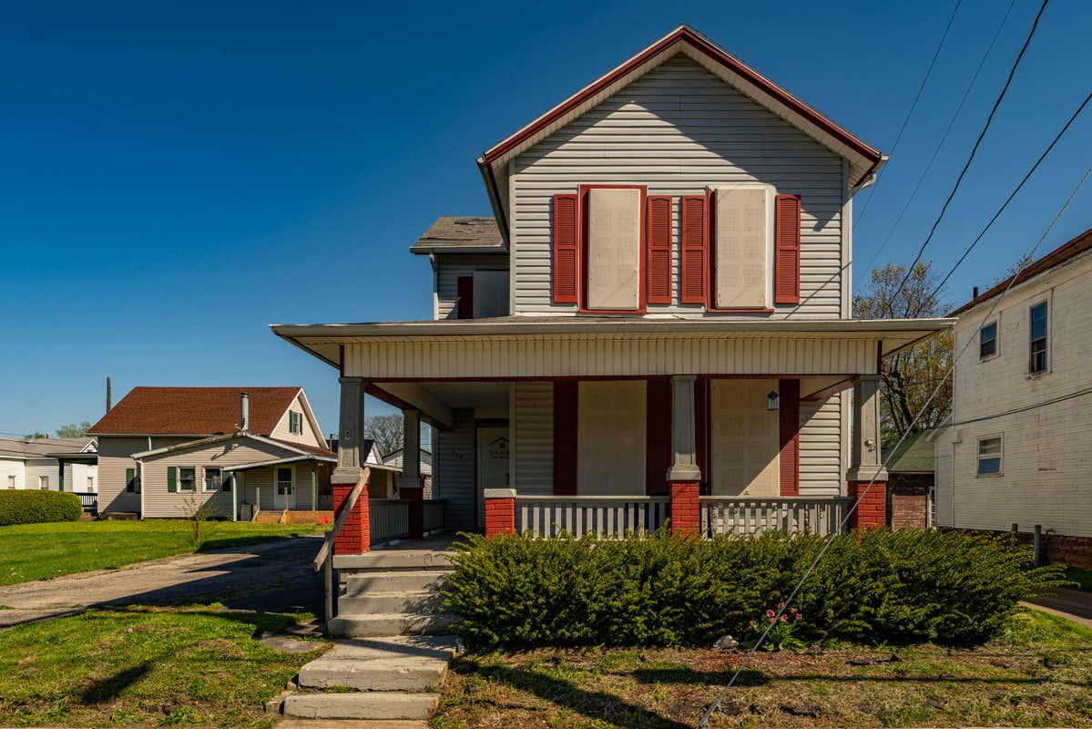 416 GARNSEY ST, PIQUA, OH 45356, photo 1 of 32