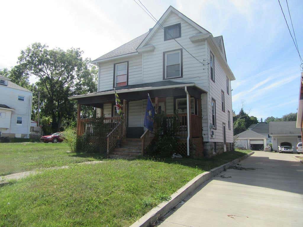 232 N MULBERRY ST, MANSFIELD, OH 44902, photo 1 of 11