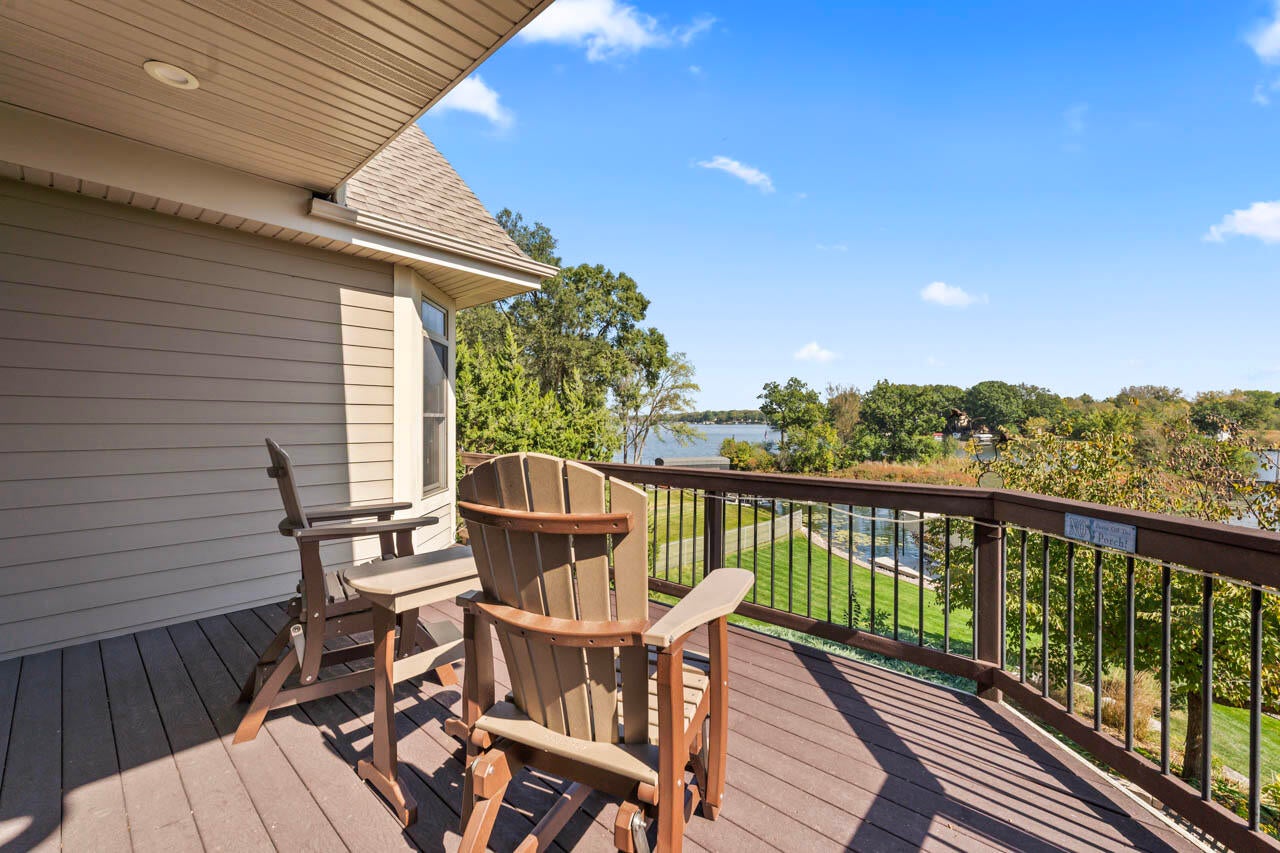 Waterford, Wisconsin, 53185, United States, 4 Bedrooms Bedrooms, ,4 BathroomsBathrooms,Residential,Active,1945457