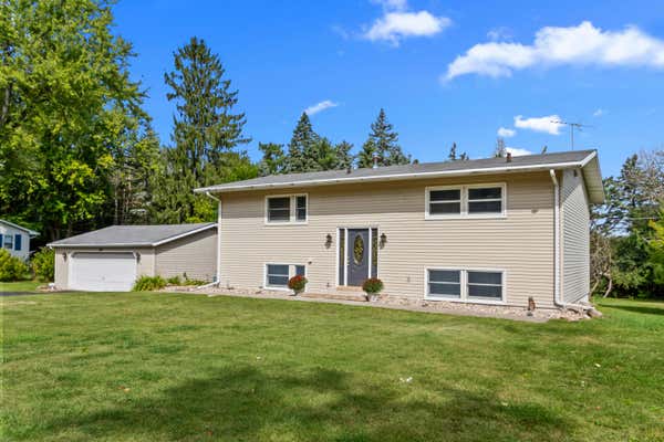 524 LAKEVIEW DR, WALWORTH, WI 53184 - Image 1