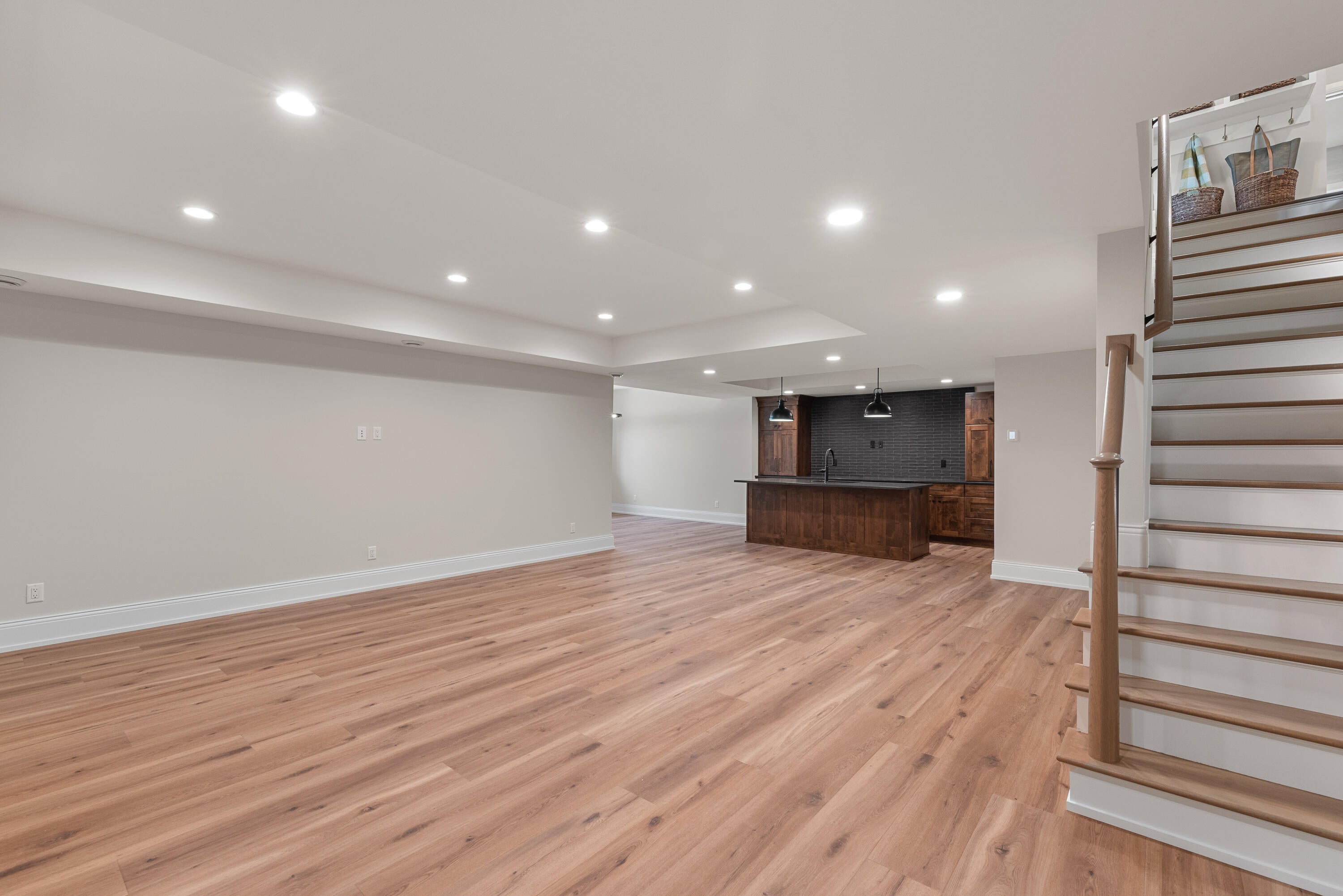 Mequon, Wisconsin, 53097, United States, 5 Bedrooms Bedrooms, ,5 BathroomsBathrooms,Residential,Active,1893229