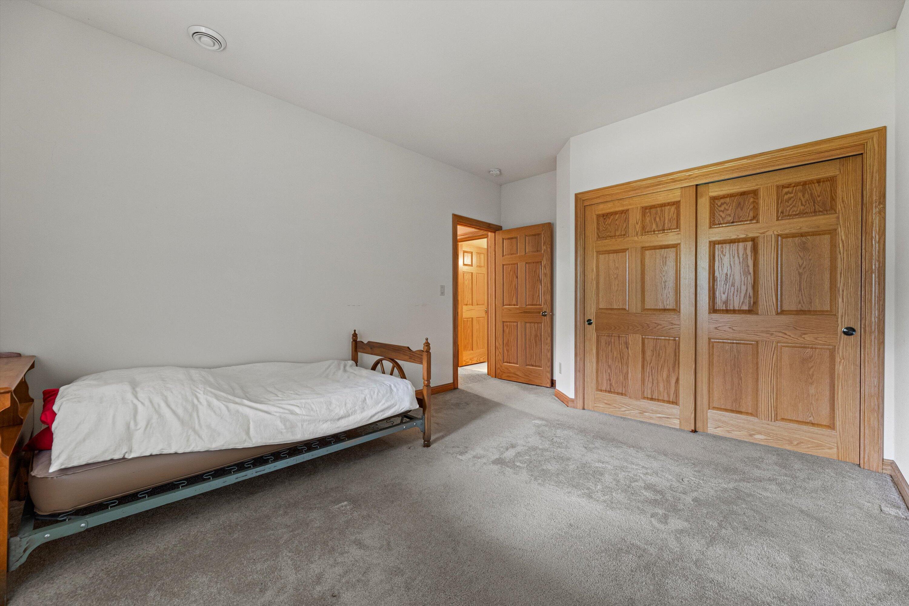 Big Bend, Wisconsin, 53103, United States, 4 Bedrooms Bedrooms, ,3 BathroomsBathrooms,Residential,Active,1909666