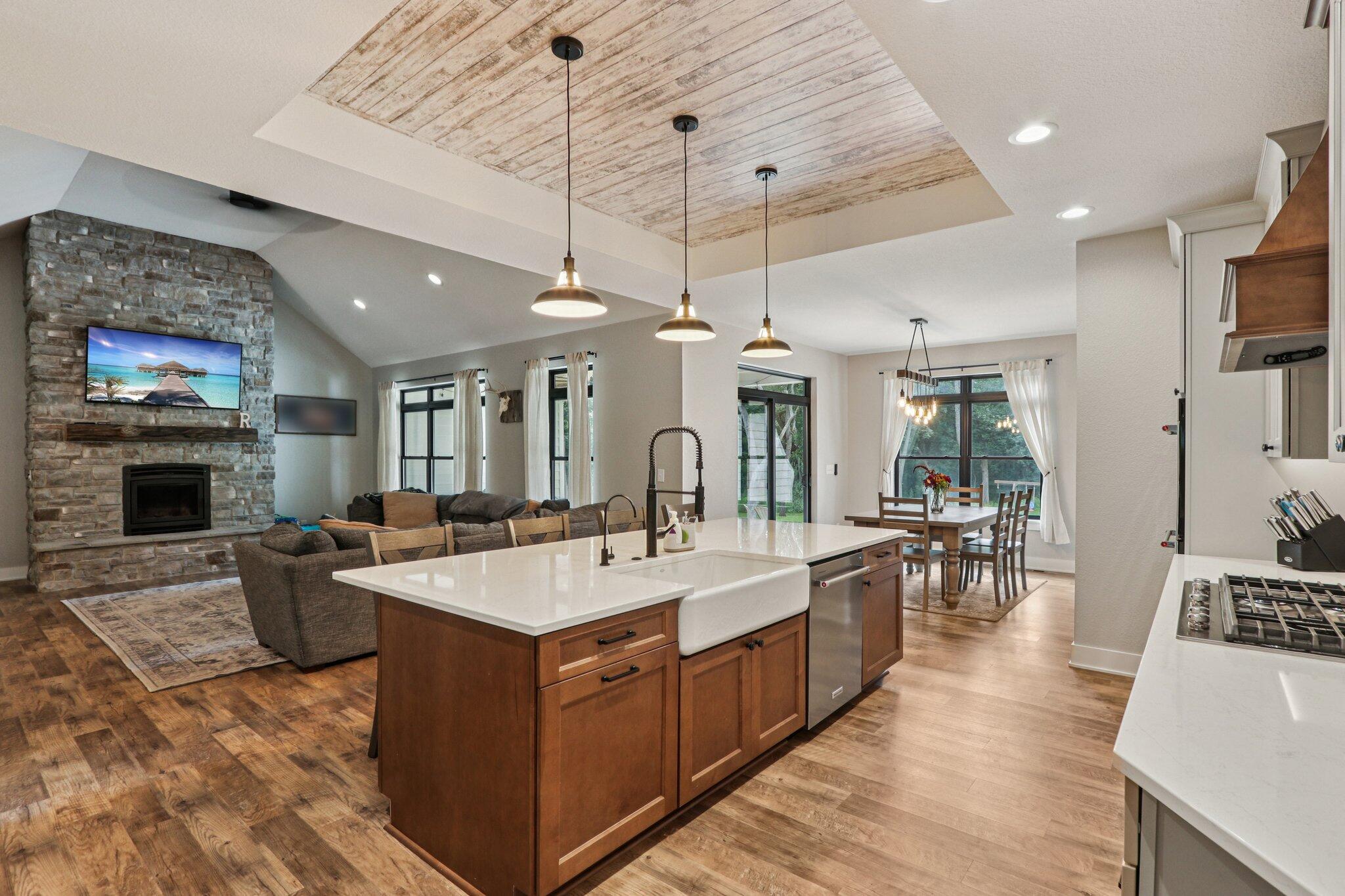 Burlington, Wisconsin, 53105, United States, 4 Bedrooms Bedrooms, ,3 BathroomsBathrooms,Residential,Active,1909856