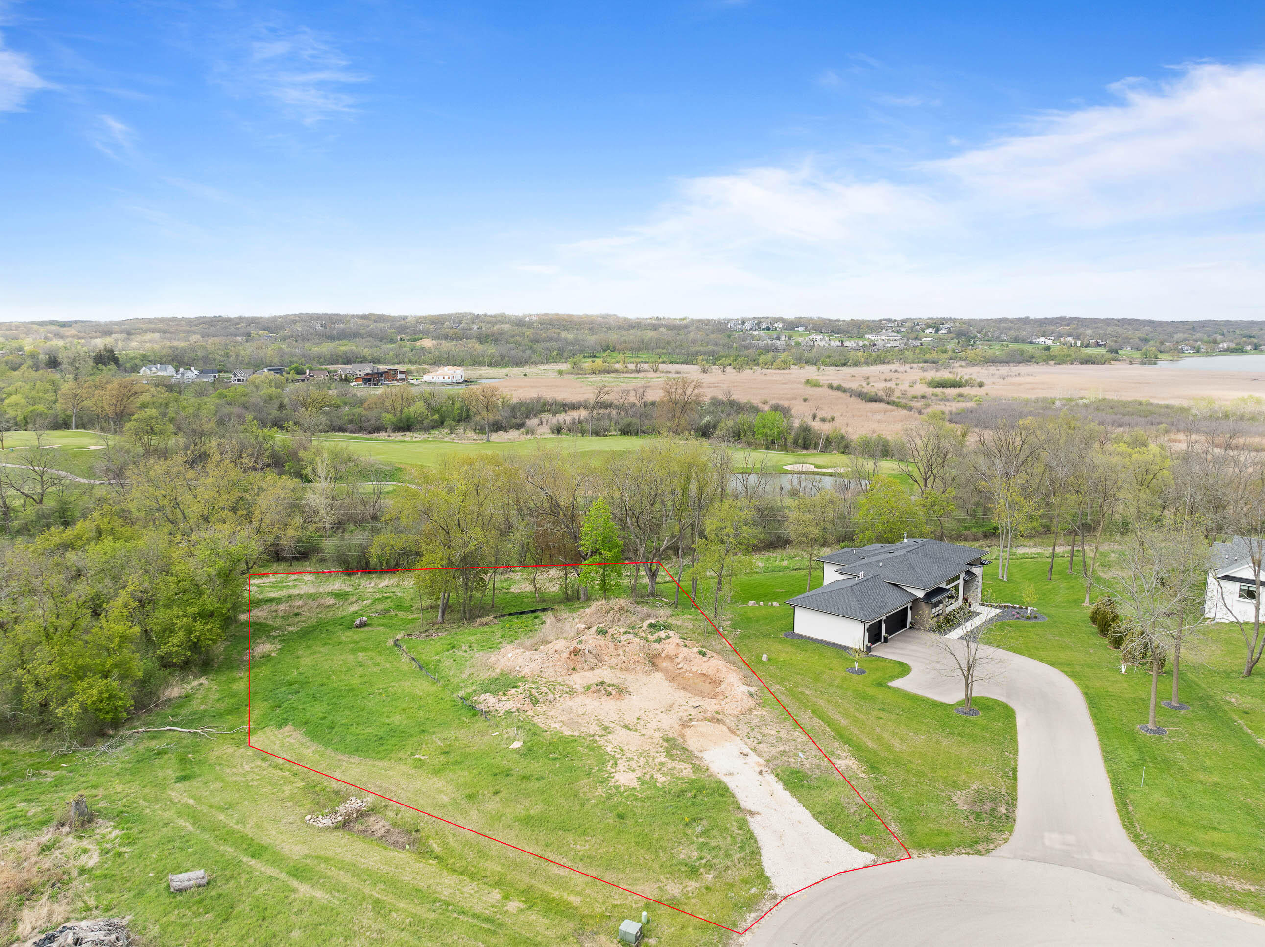 Lake Geneva, Wisconsin, 53147, United States, 4 Bedrooms Bedrooms, ,5 BathroomsBathrooms,Residential,Active,1941382