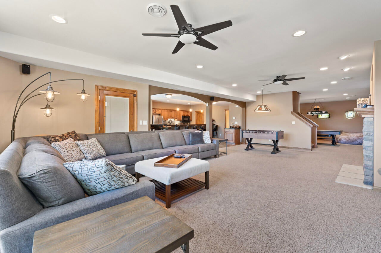 Waterford, Wisconsin, 53185, United States, 4 Bedrooms Bedrooms, ,4 BathroomsBathrooms,Residential,Active,1945457